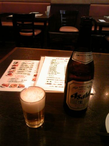 呉さんの厨房ビール.jpg